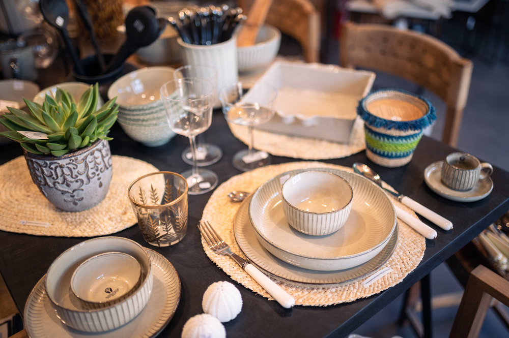 Service vaisselle et art de la table dans votre magasin déco à  Lège-Cap-Ferret